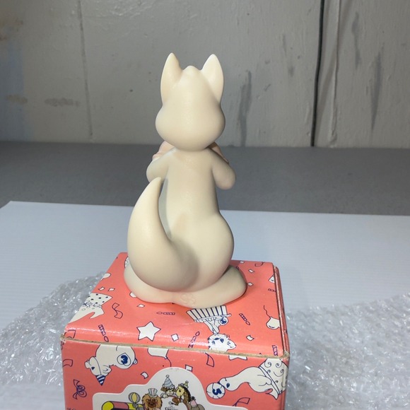 VTG Precious Moments Put A Little Punch In Your Birthday Kangaroo Figurine 1993 - Picture 6 of 9
